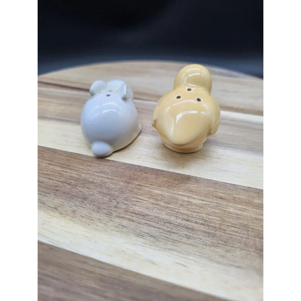 Vintage Hallmark Bunny & Chick‎ Salt & Pepper Shakers 2.5